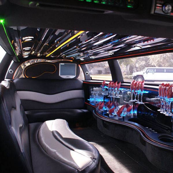 ford-excursion-limo interior2