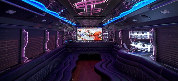 30-Passenger-Minibus-4