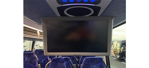 55-57-passenger-van-hools-2